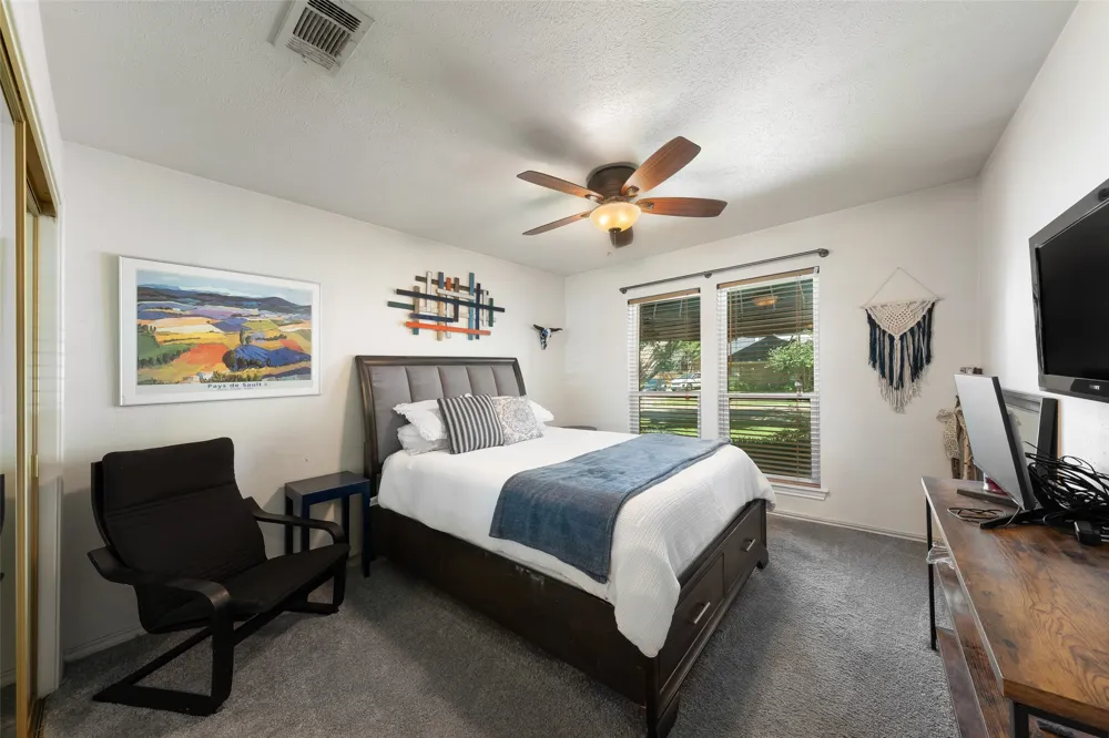 2739 Sedgeway Lane Carrollton, TX 75006