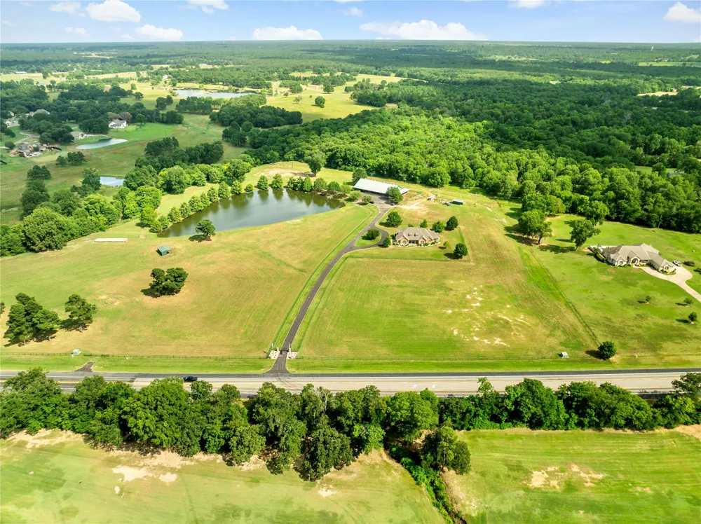 5500 Farm to Market 195 Paris, TX 75462