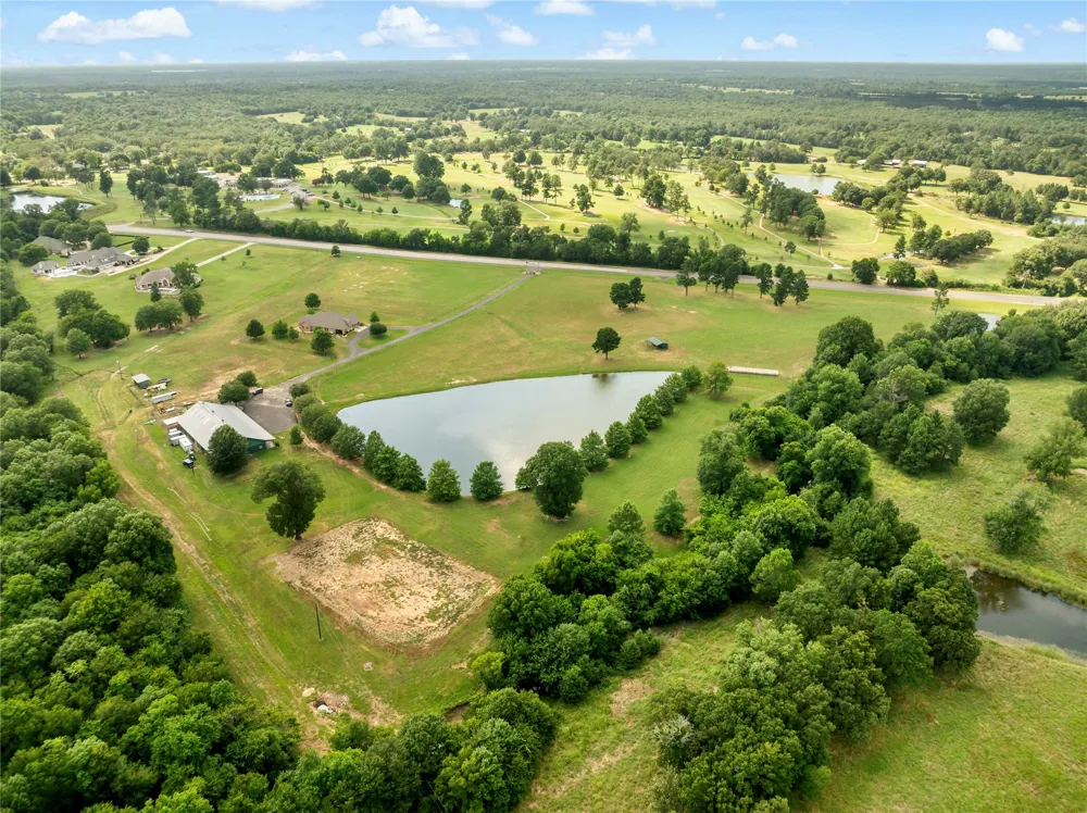 5500 Farm to Market 195 Paris, TX 75462