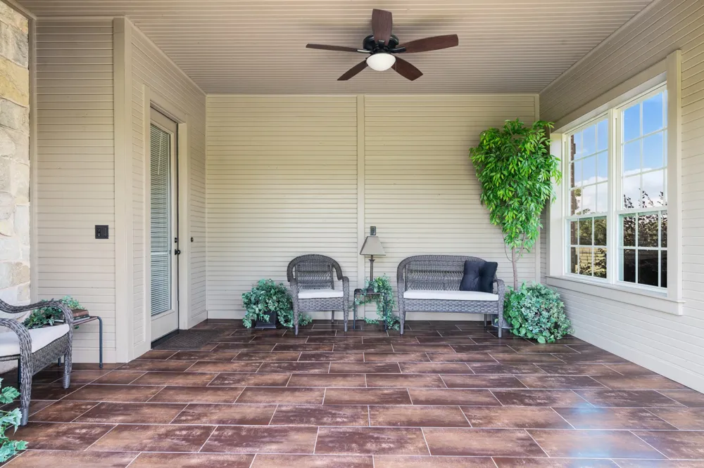 5500 Farm to Market 195 Paris, TX 75462