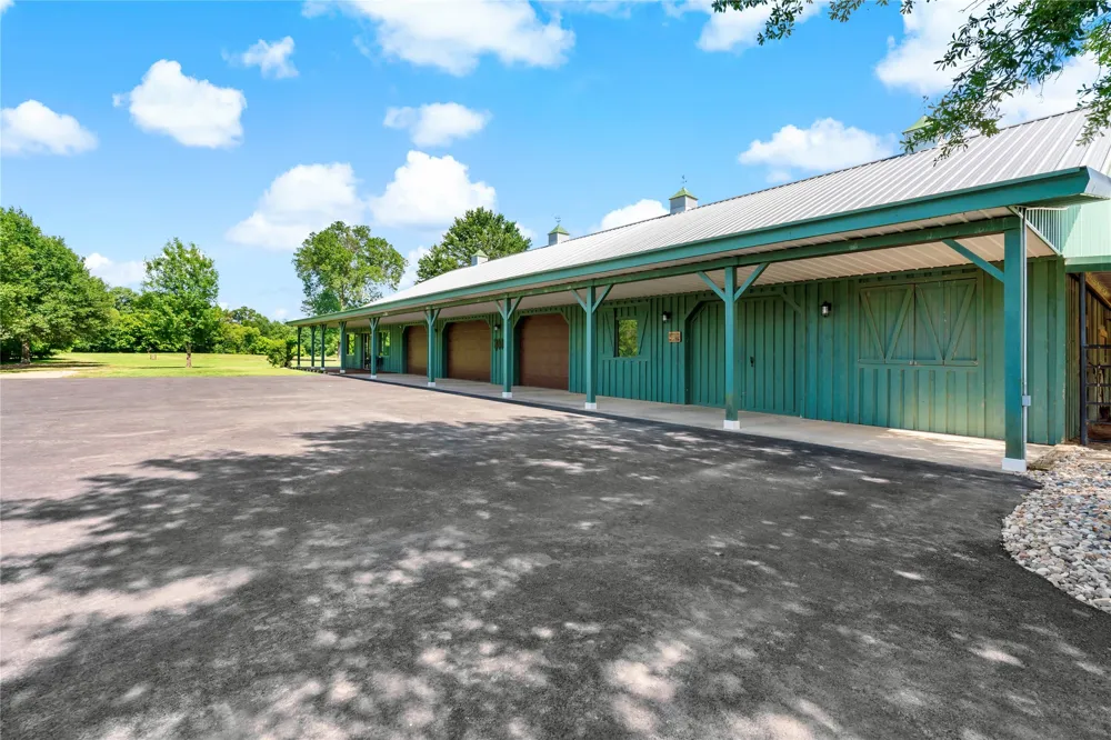 5500 Farm to Market 195 Paris, TX 75462