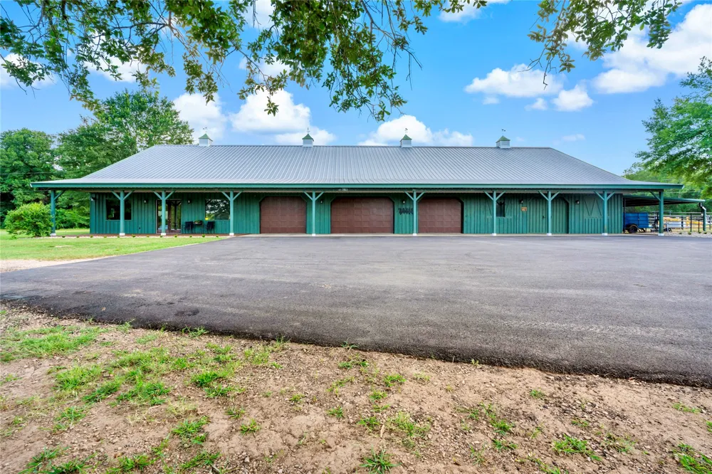 5500 Farm to Market 195 Paris, TX 75462