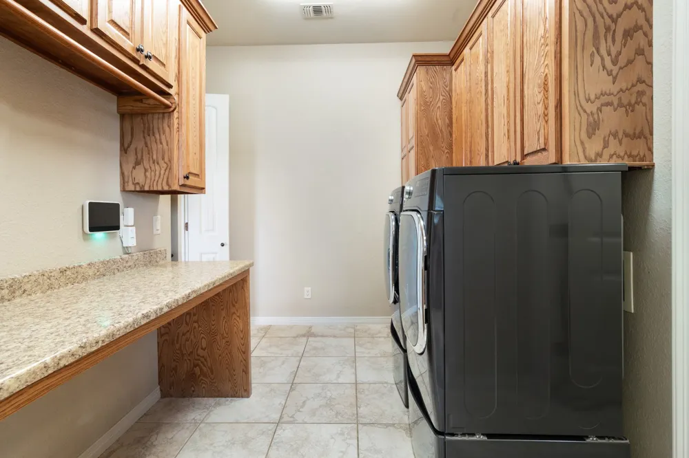 5500 Farm to Market 195 Paris, TX 75462