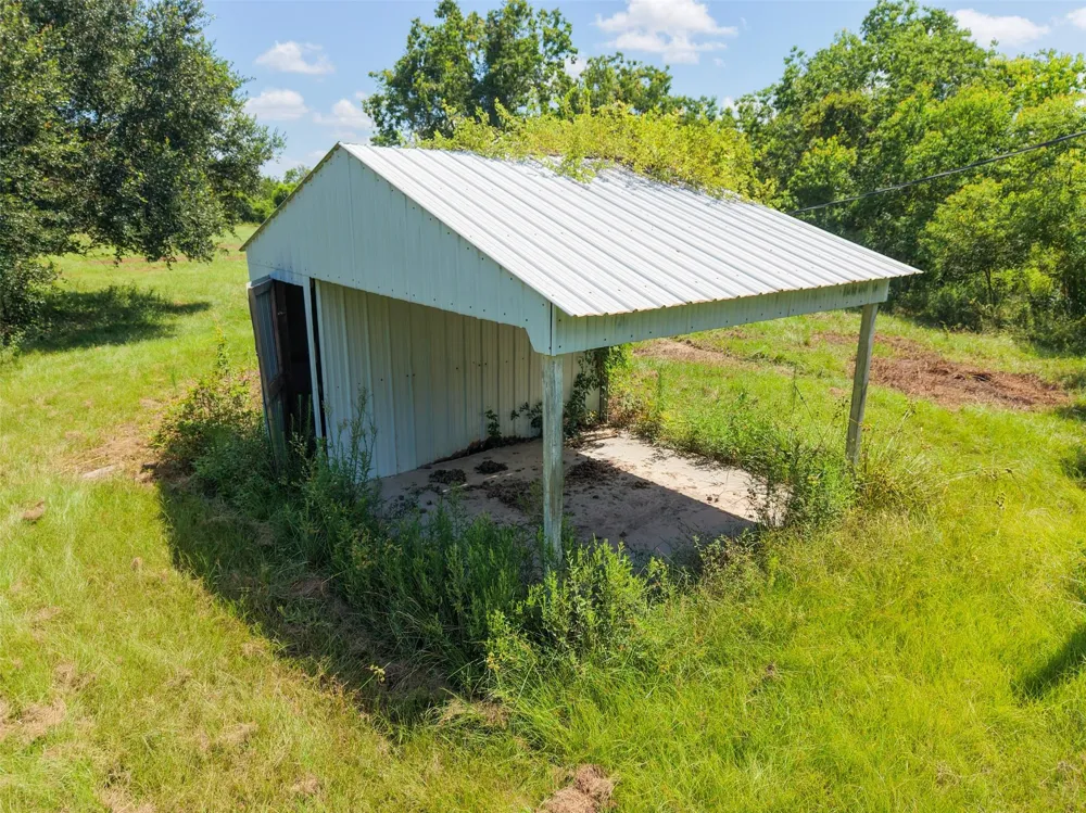 28619 Barry Lane Waller, TX 77484