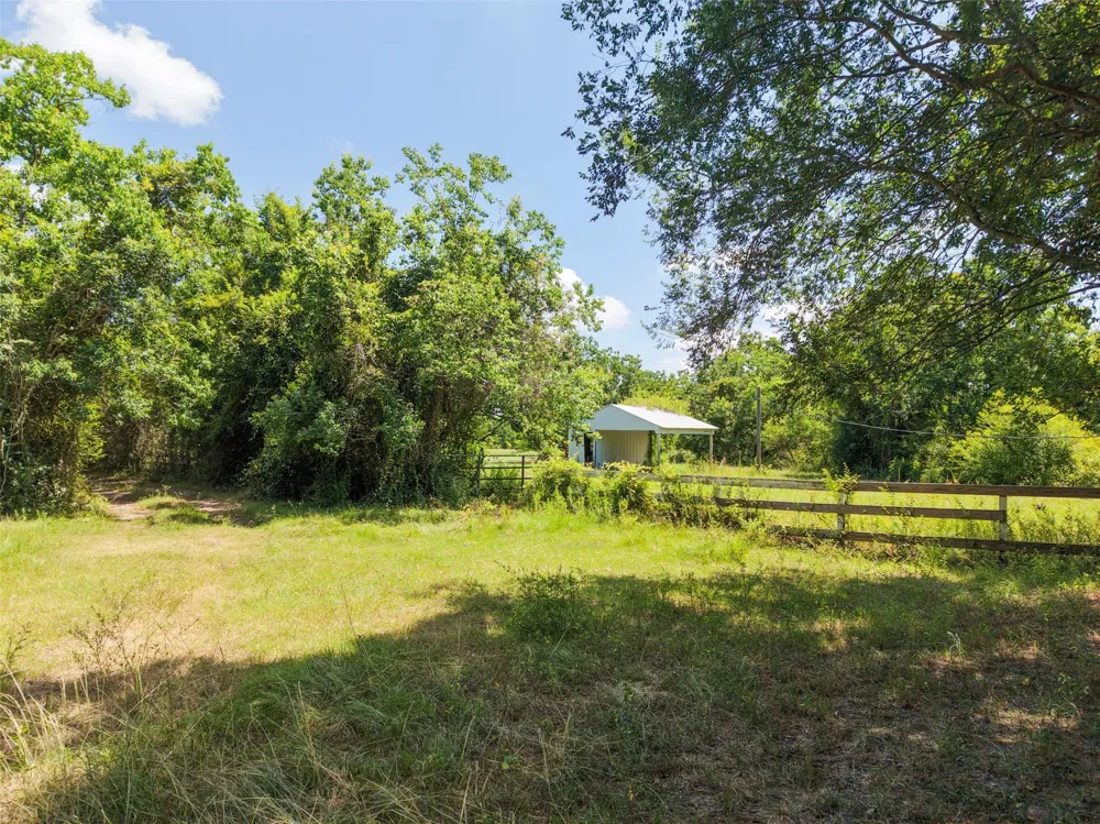 28619 Barry Lane Waller, TX 77484