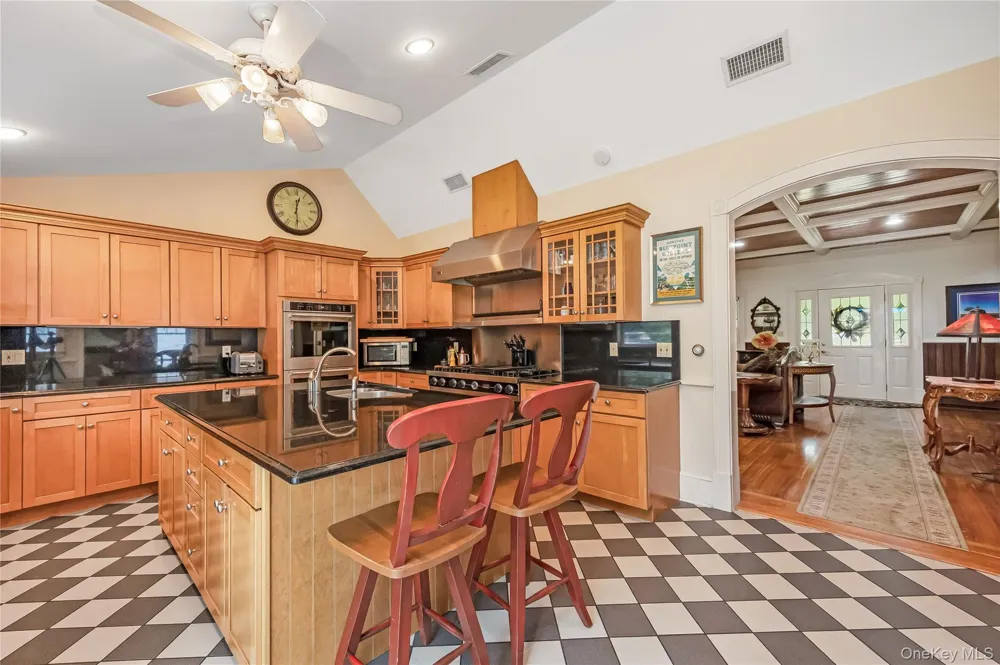 14 Danes Street Blue Point, NY 11715