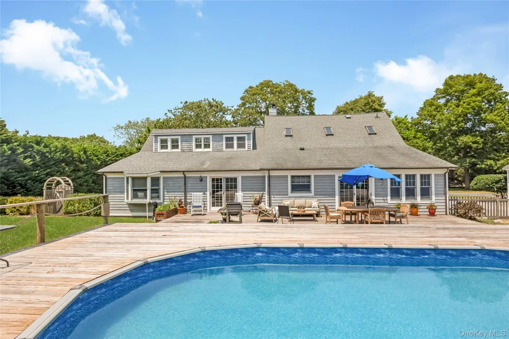 14 Danes Street Blue Point, NY 11715