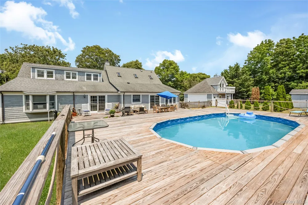 14 Danes Street Blue Point, NY 11715