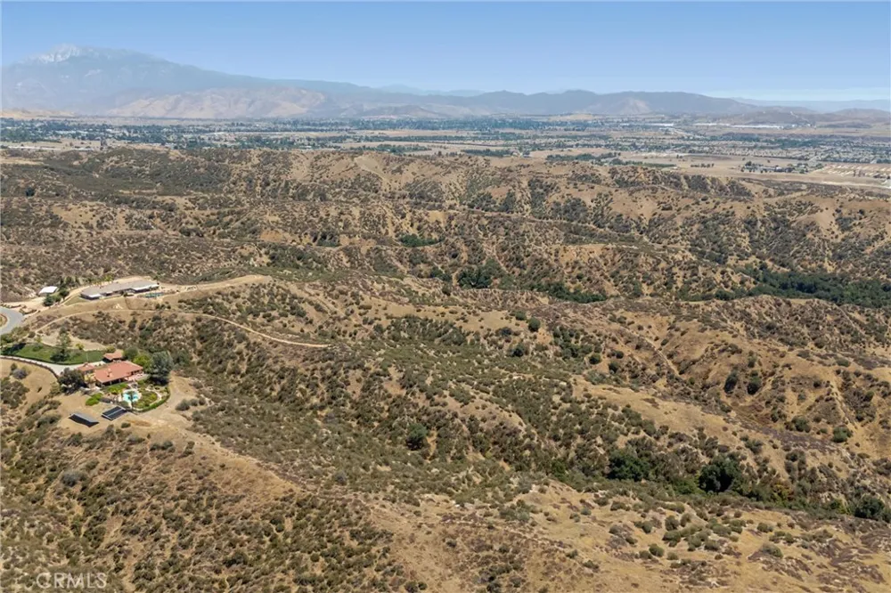37475 Valgio Calimesa, CA 92320