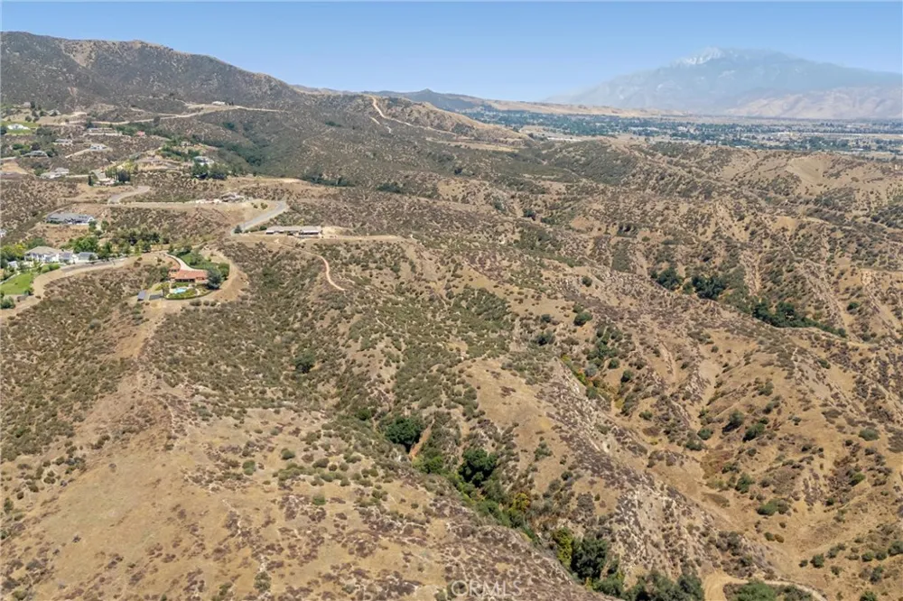 37475 Valgio Calimesa, CA 92320