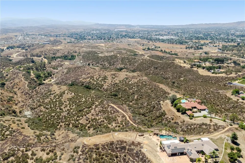 37475 Valgio Calimesa, CA 92320