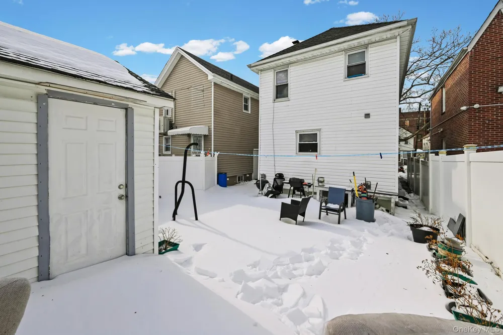 93-19 201st Street Hollis, NY 11423