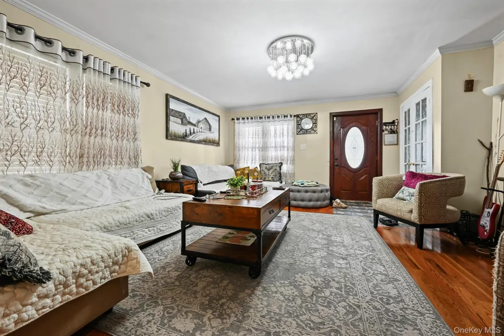 93-19 201st Street Hollis, NY 11423