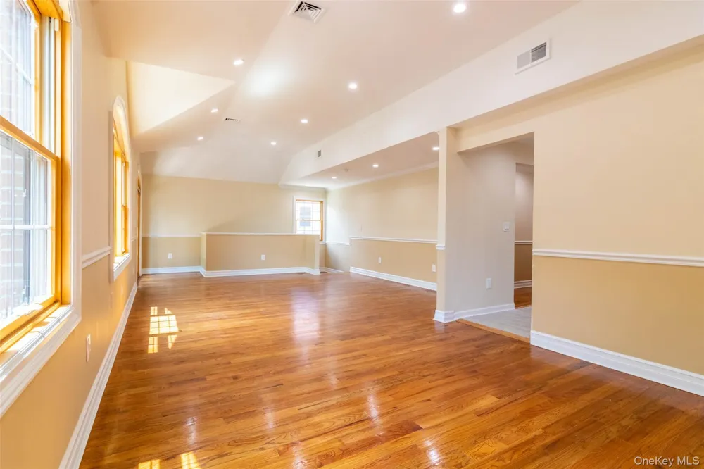 8431 Beverly Road Kew Gardens, NY 11415