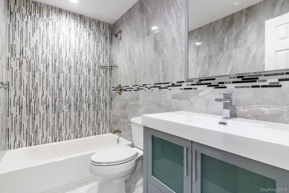 8431 Beverly Road Kew Gardens, NY 11415