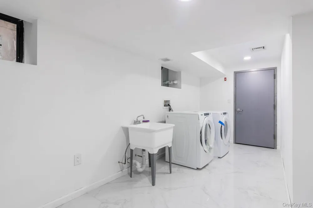8431 Beverly Road Kew Gardens, NY 11415