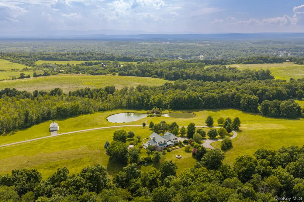 189 Sutherland Road Chatham, NY 12184
