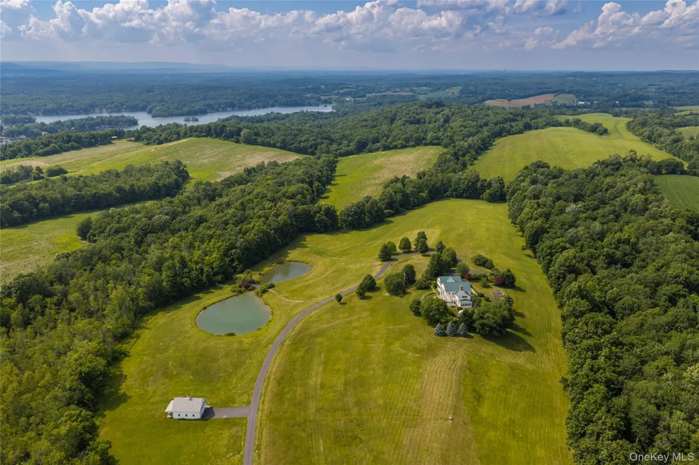 189 Sutherland Road Chatham, NY 12184