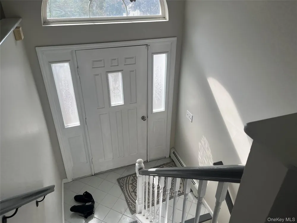 39 Elder Avenue Farmingville, NY 11738