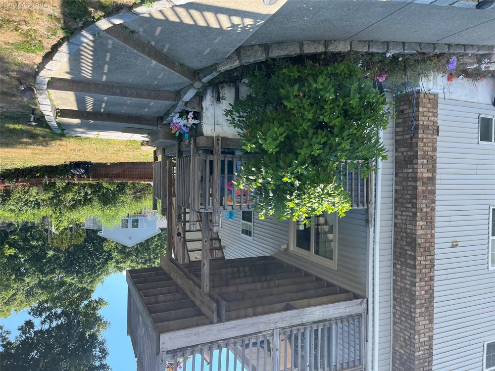 39 Elder Avenue Farmingville, NY 11738