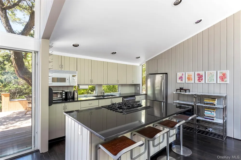 487 Tarpon Walk Fire Island Pines, NY 11782