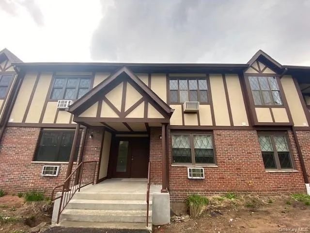 493 Sierra Vista Lane Valley Cottage, NY 10989