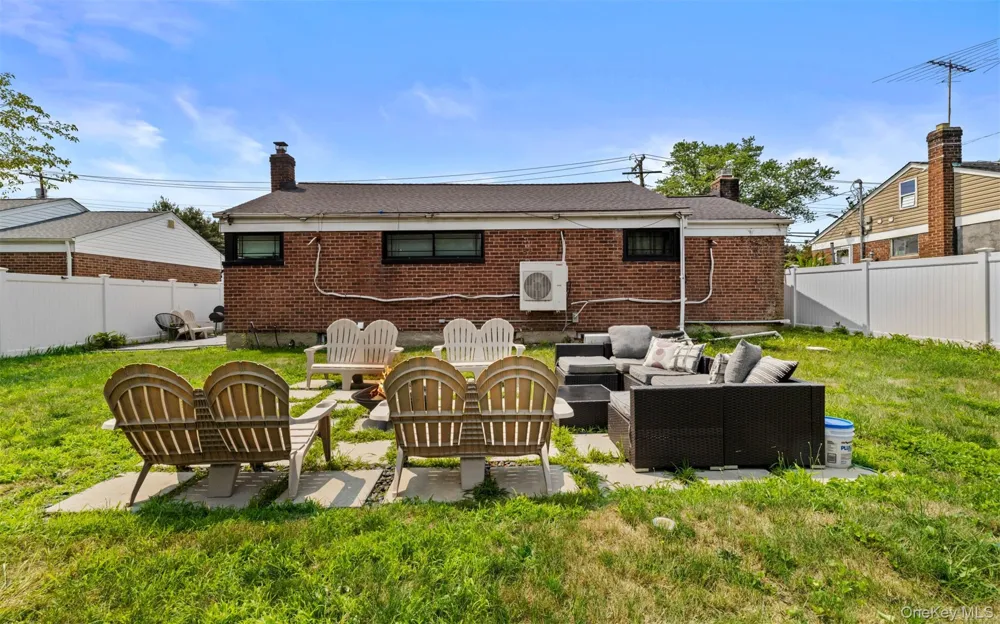 69 W 22nd Street Huntington Station, NY 11746