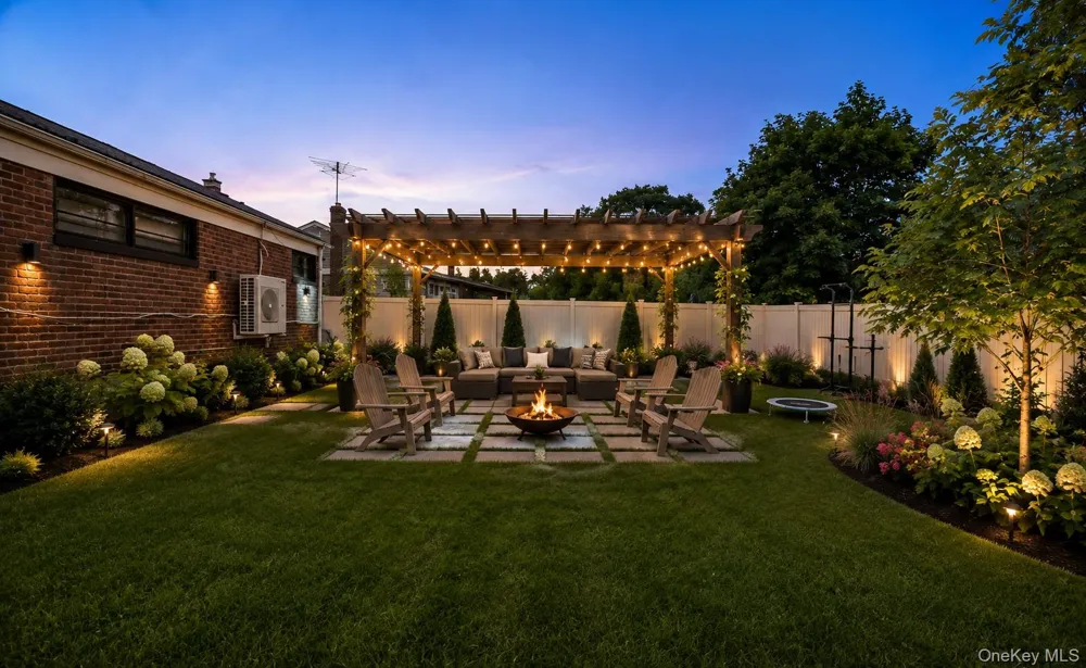69 W 22nd Street Huntington Station, NY 11746