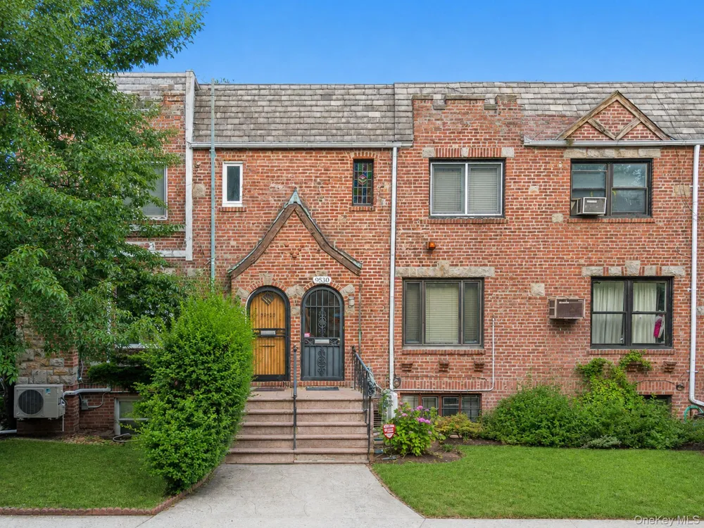 9530 67th Avenue Rego Park, NY 11374