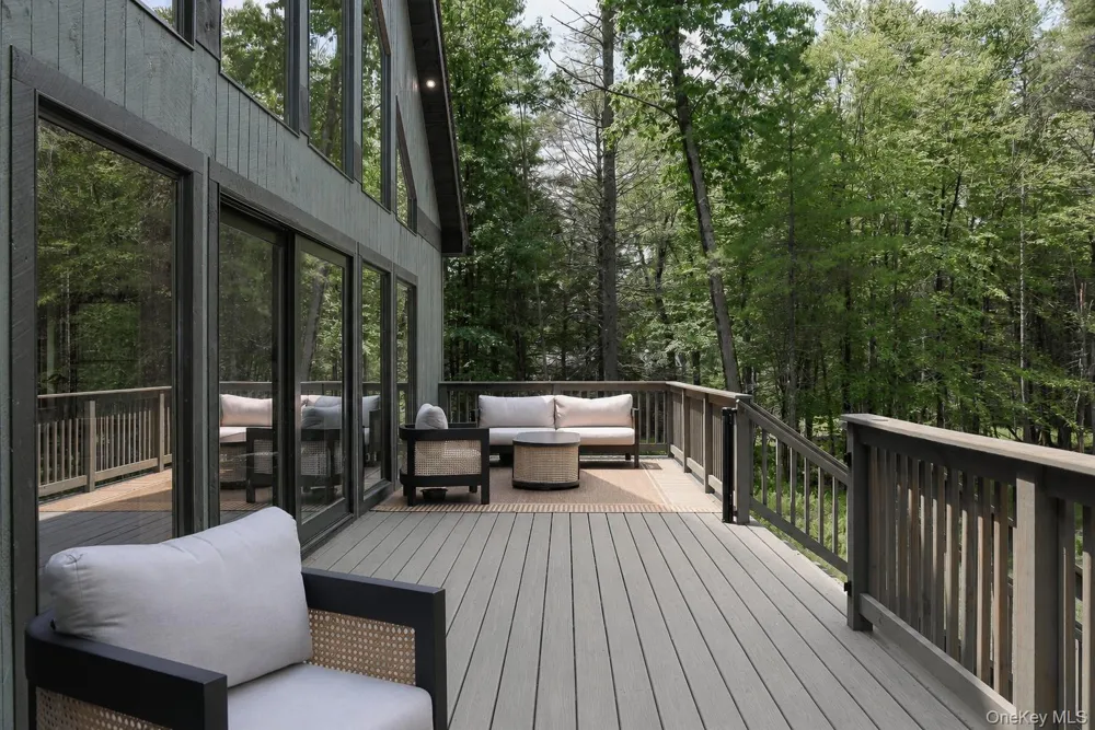 301 Reyer Road Narrowsburg, NY 12764