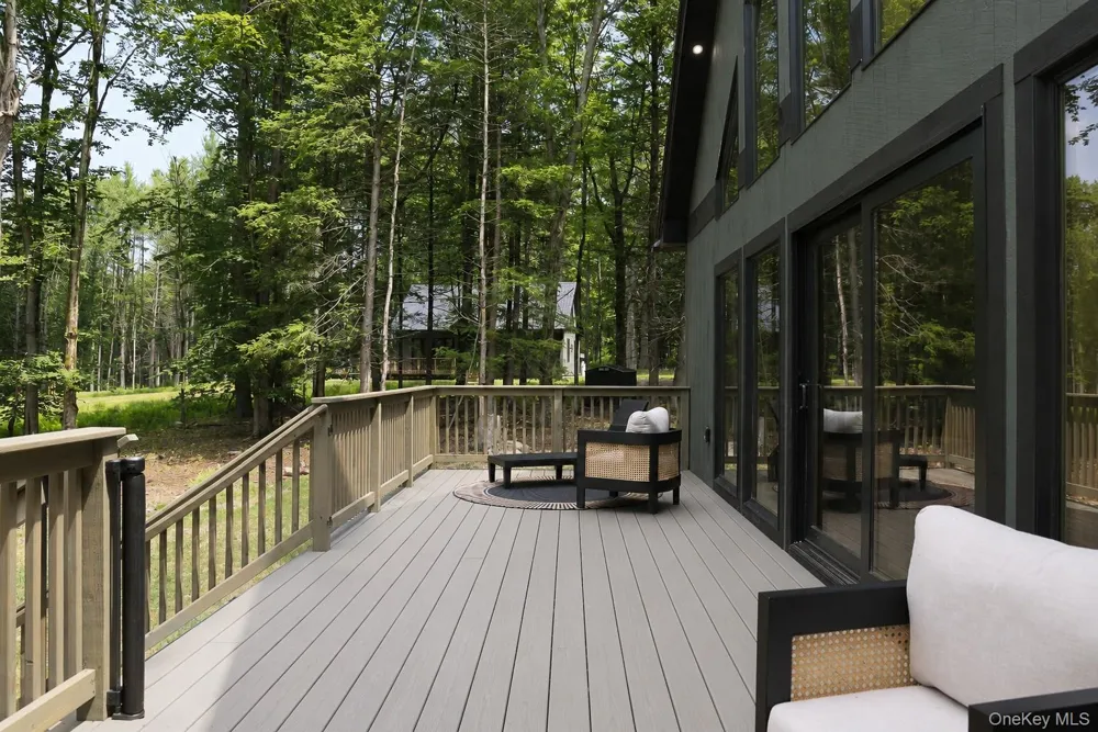 301 Reyer Road Narrowsburg, NY 12764