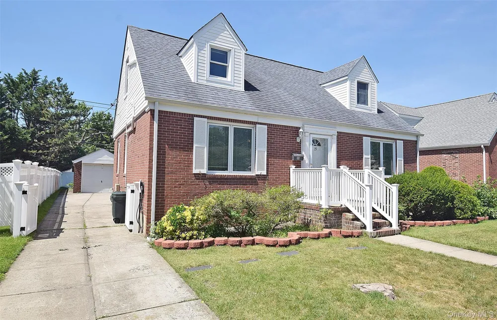 35 Rose Lane New Hyde Park, NY 11040