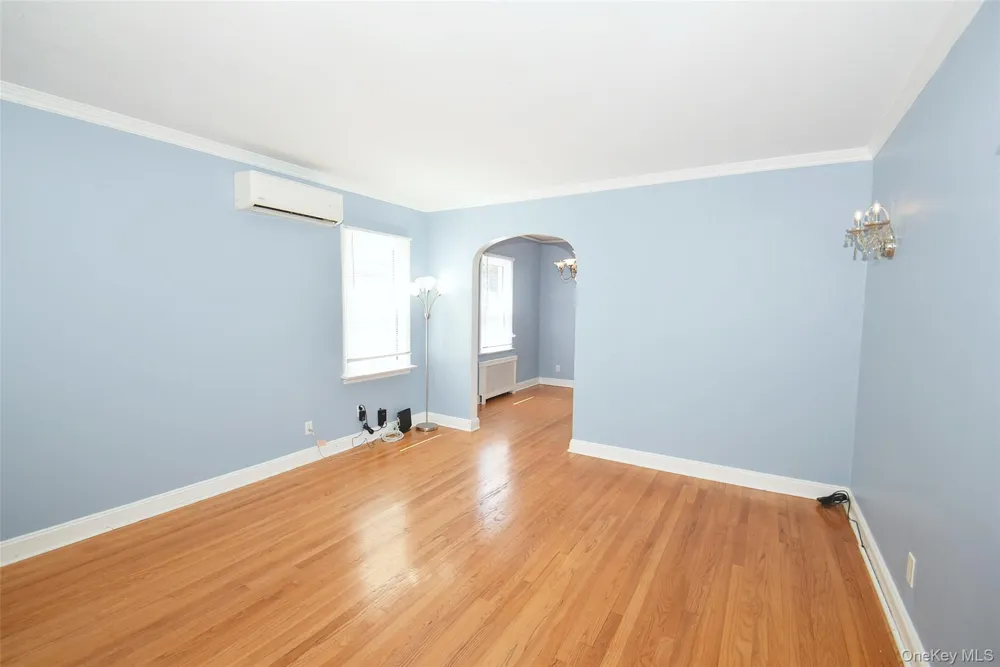 35 Rose Lane New Hyde Park, NY 11040