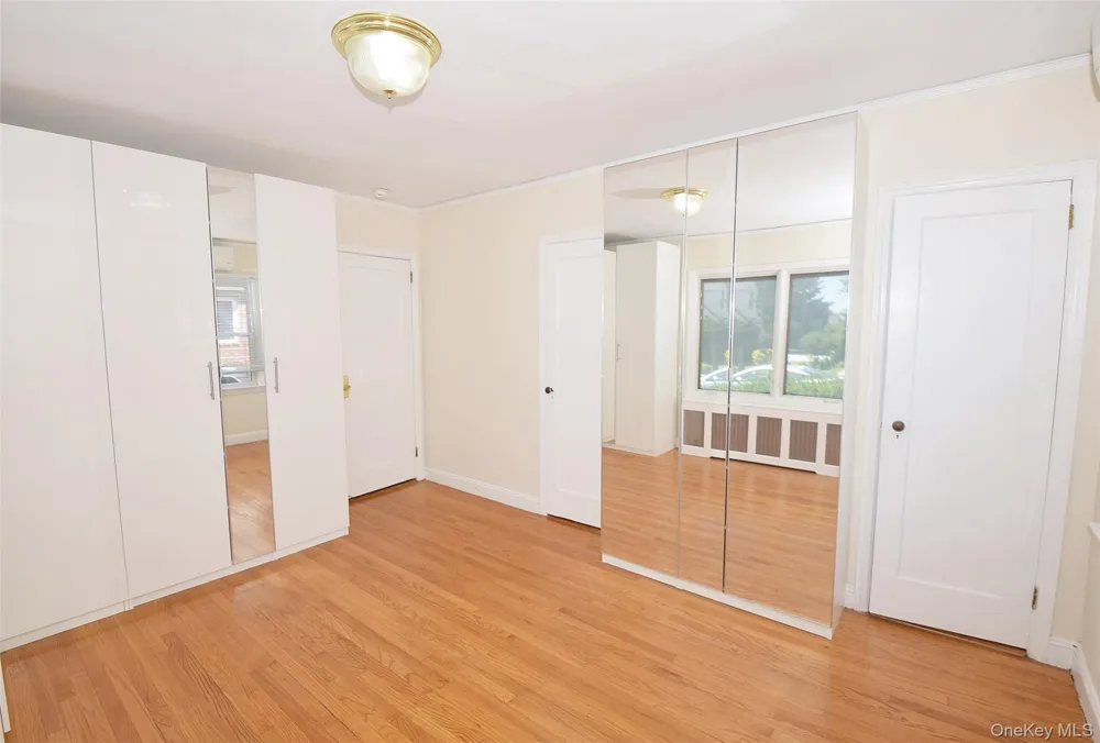 35 Rose Lane New Hyde Park, NY 11040