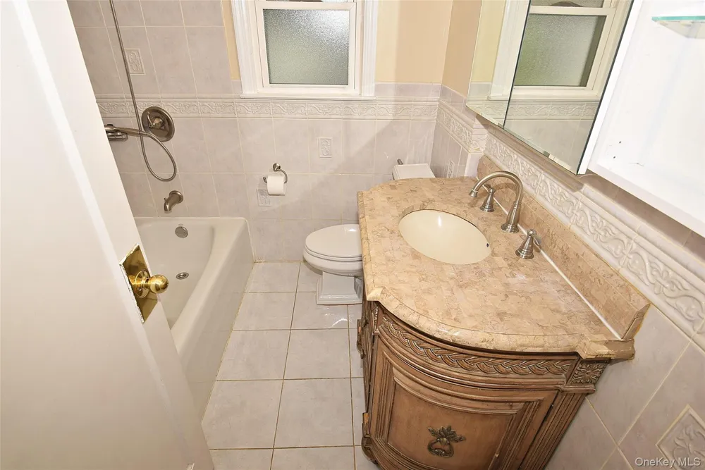 35 Rose Lane New Hyde Park, NY 11040