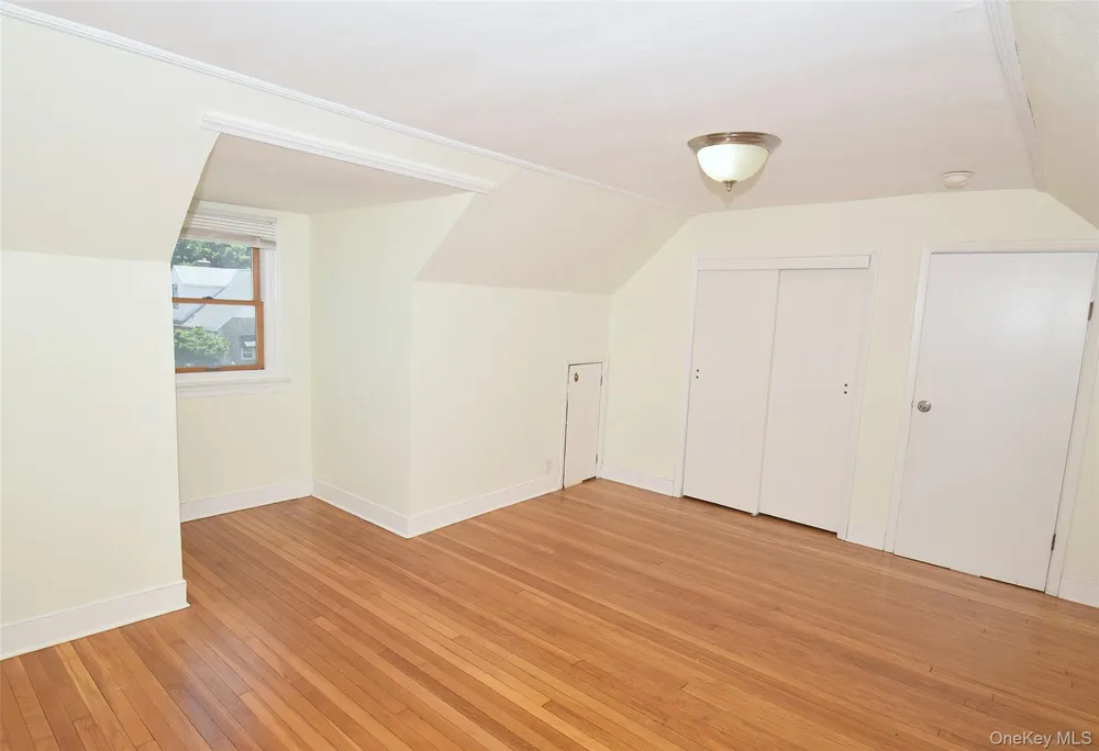 35 Rose Lane New Hyde Park, NY 11040