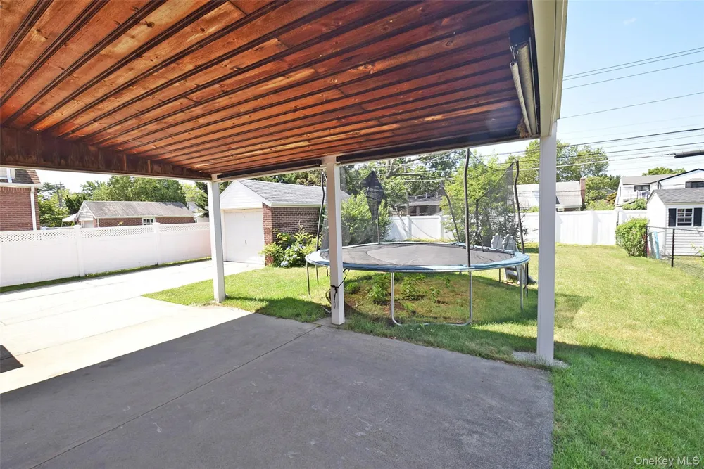 35 Rose Lane New Hyde Park, NY 11040