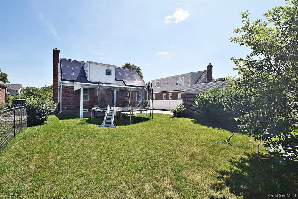 35 Rose Lane New Hyde Park, NY 11040
