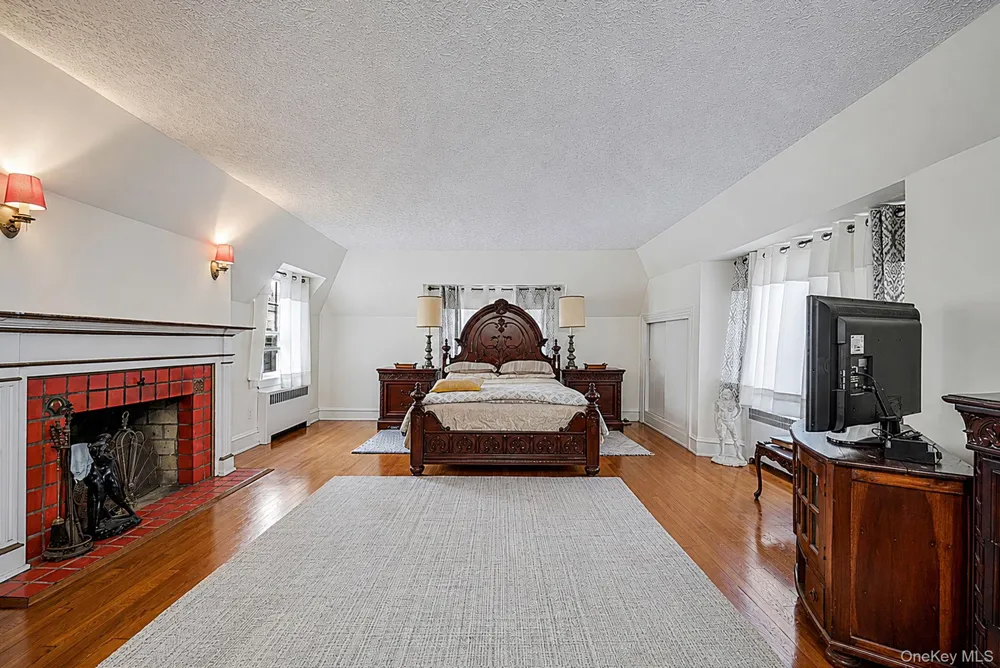 18240 Avon Road Jamaica Estates, NY 11432