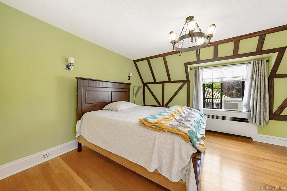 18240 Avon Road Jamaica Estates, NY 11432