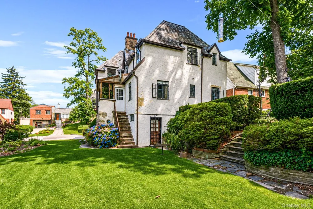 18240 Avon Road Jamaica Estates, NY 11432