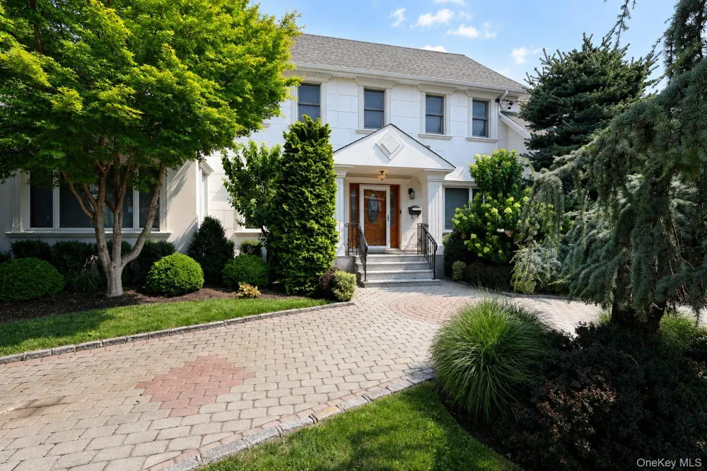 160-31 9th Avenue Whitestone, NY 11357