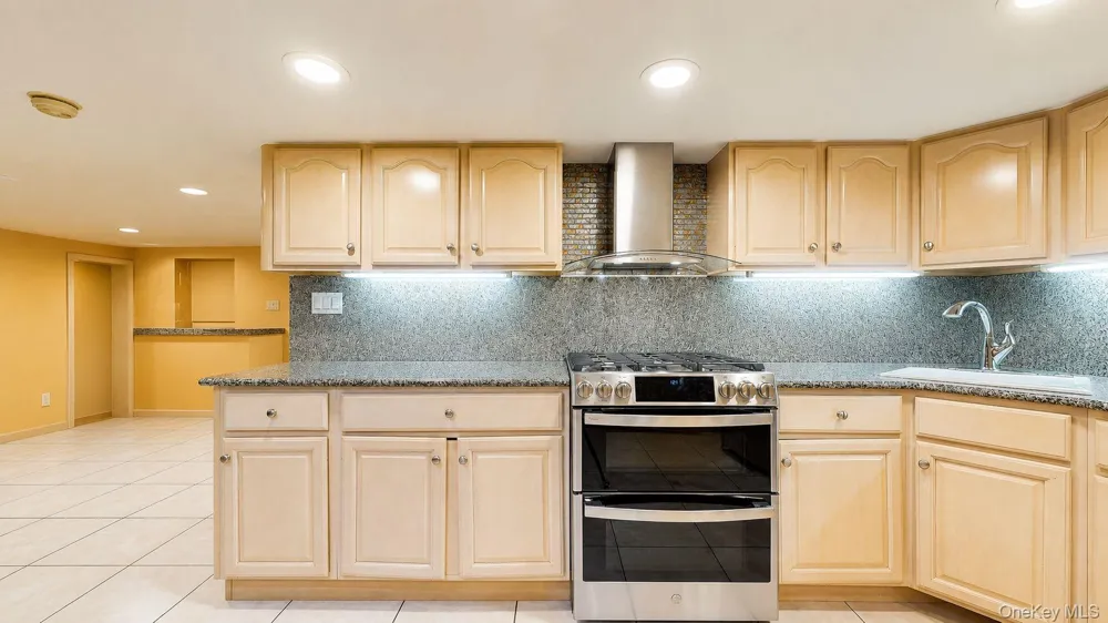 160-31 9th Avenue Whitestone, NY 11357