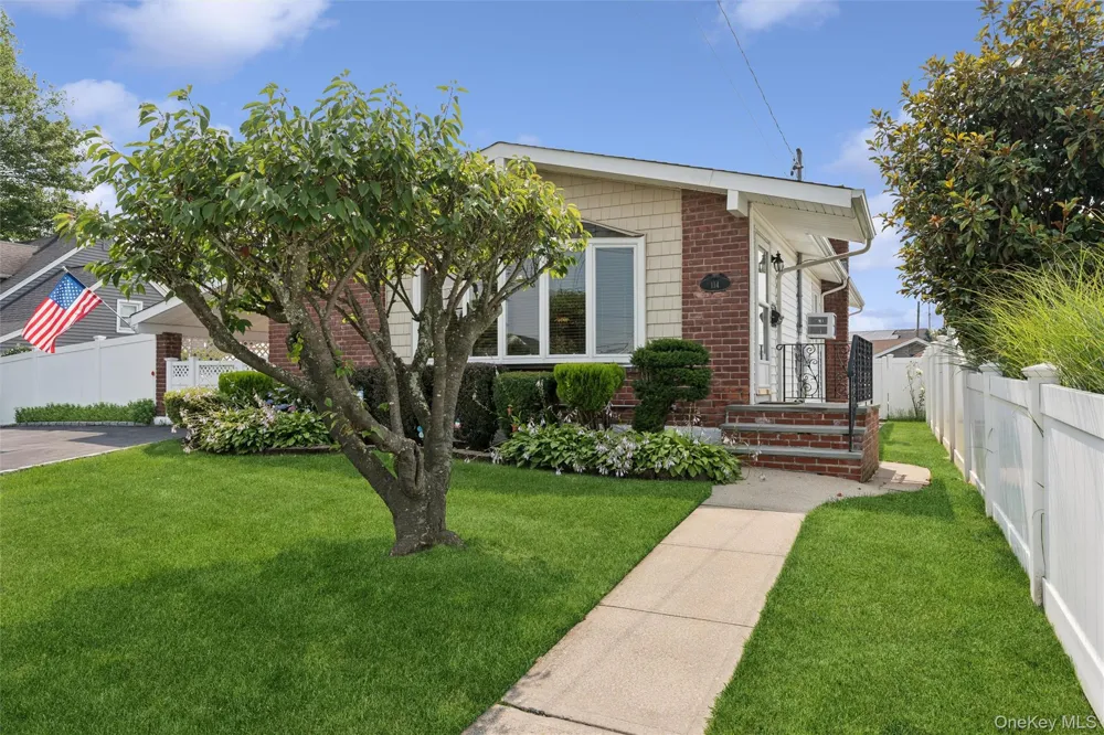 114 Miller Road Hicksville, NY 11801