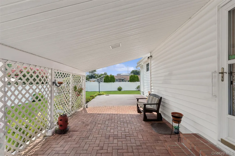 114 Miller Road Hicksville, NY 11801