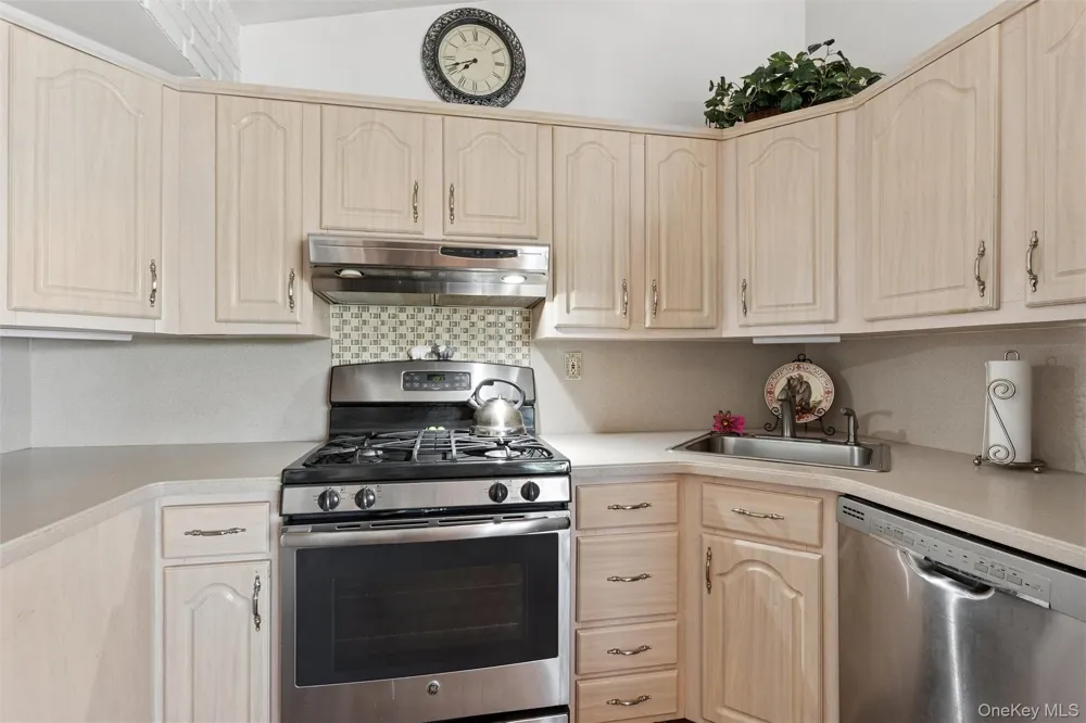 114 Miller Road Hicksville, NY 11801