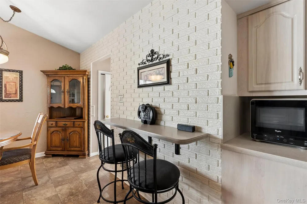 114 Miller Road Hicksville, NY 11801