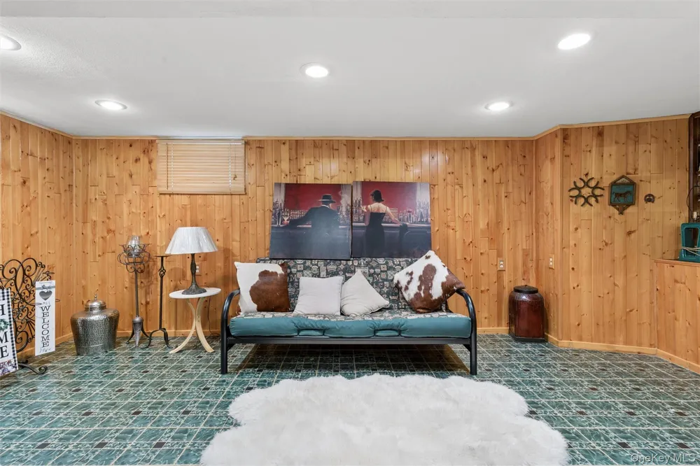 114 Miller Road Hicksville, NY 11801