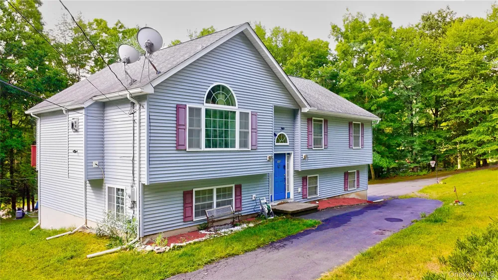 168 Dunn Town Road Wurtsboro, NY 12790
