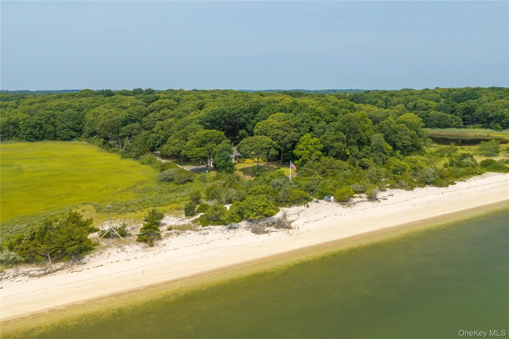 Address Not Shown Peconic, NY 11958
